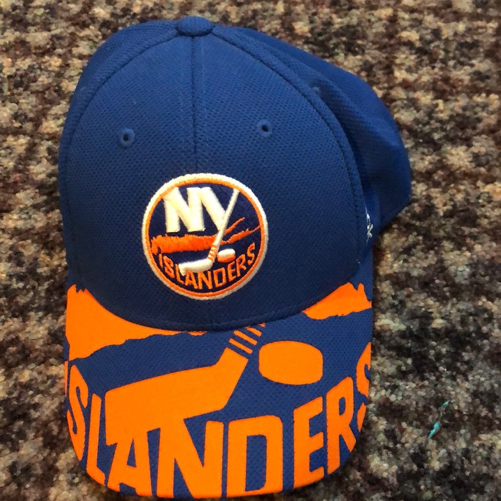 New York Islanders Hat